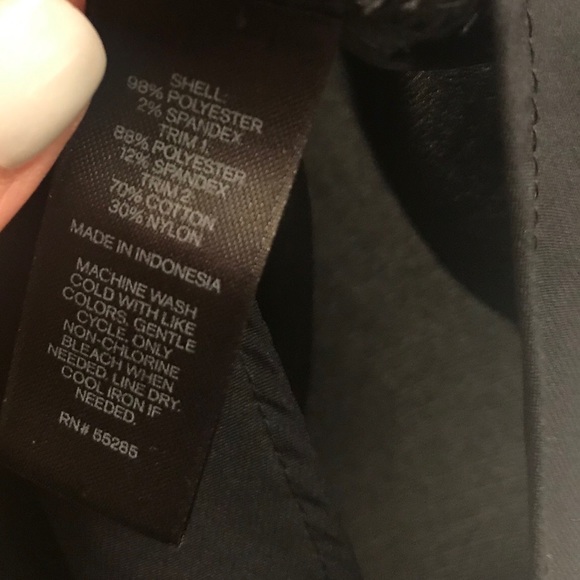 NWOT Express Black Lace Detail Blouse - Picture 4 of 4